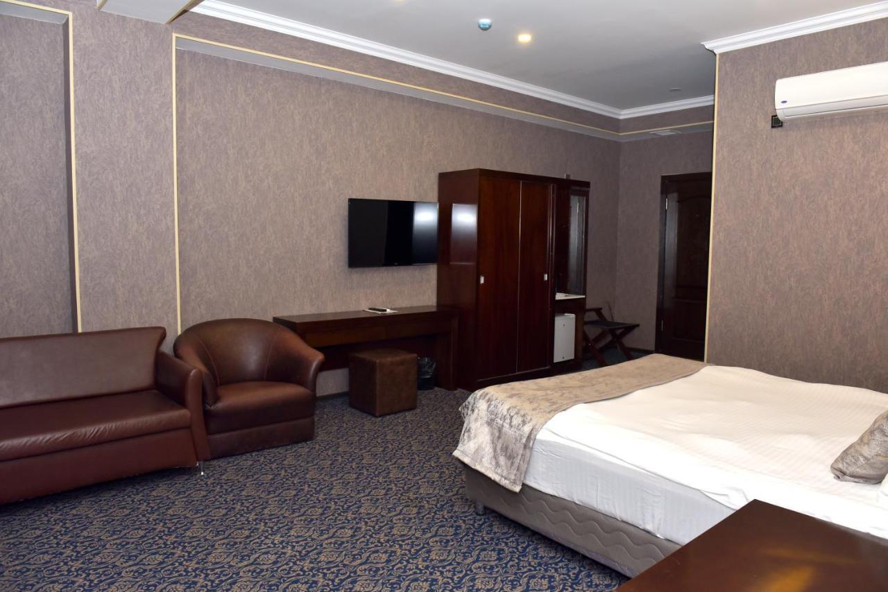 Ruma Qala Hotel Şǝki Exterior foto
