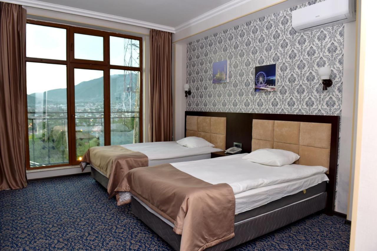 Ruma Qala Hotel Şǝki Exterior foto