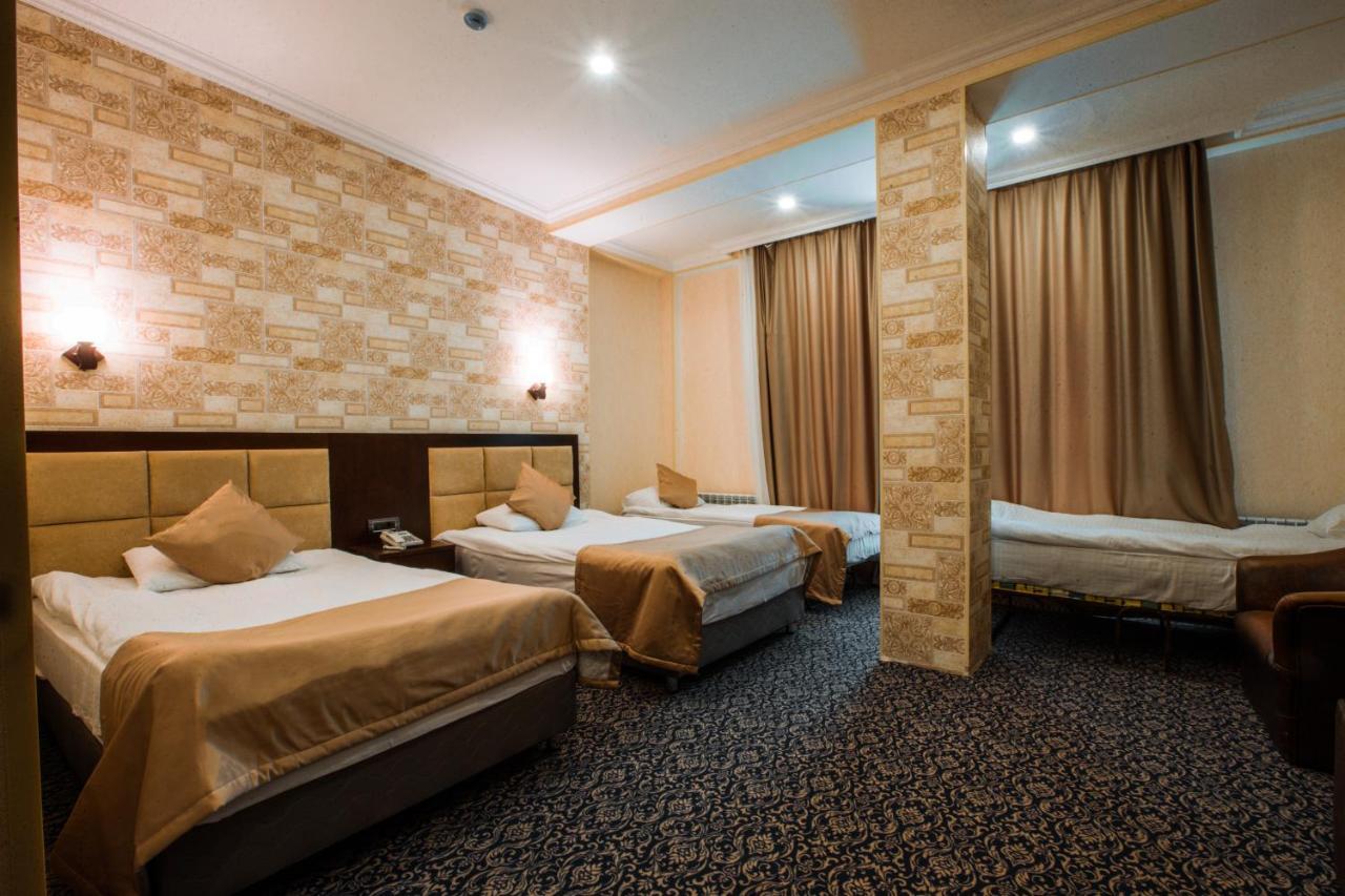 Ruma Qala Hotel Şǝki Exterior foto