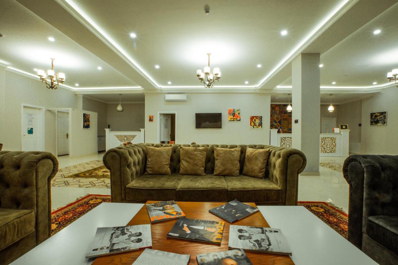 Ruma Qala Hotel Şǝki Exterior foto