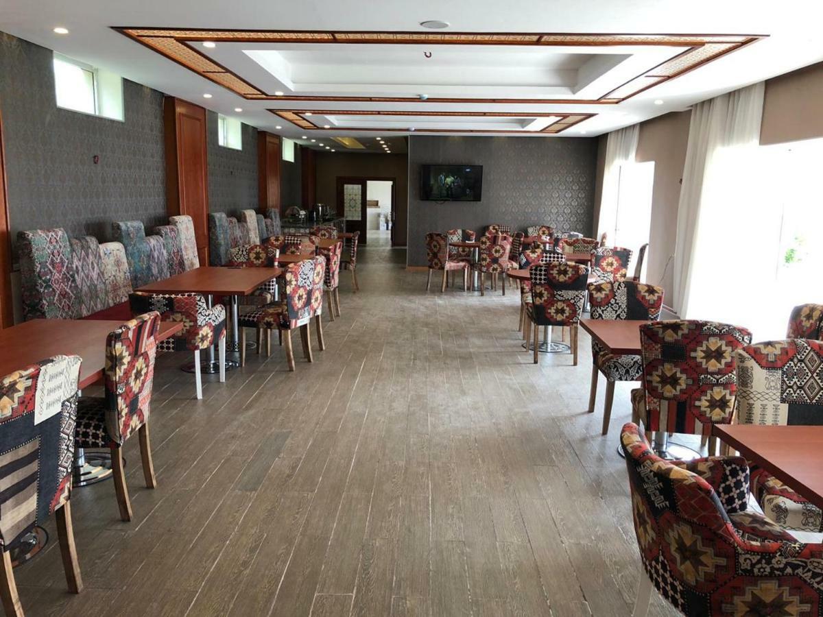 Ruma Qala Hotel Şǝki Exterior foto