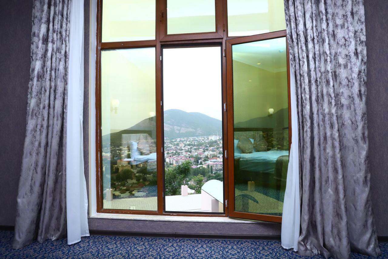 Ruma Qala Hotel Şǝki Exterior foto