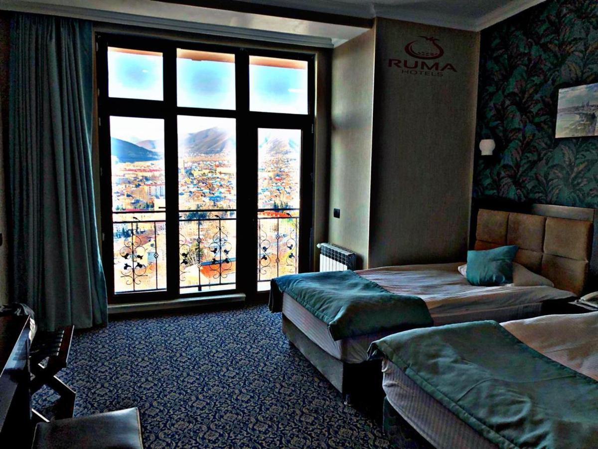 Ruma Qala Hotel Şǝki Exterior foto